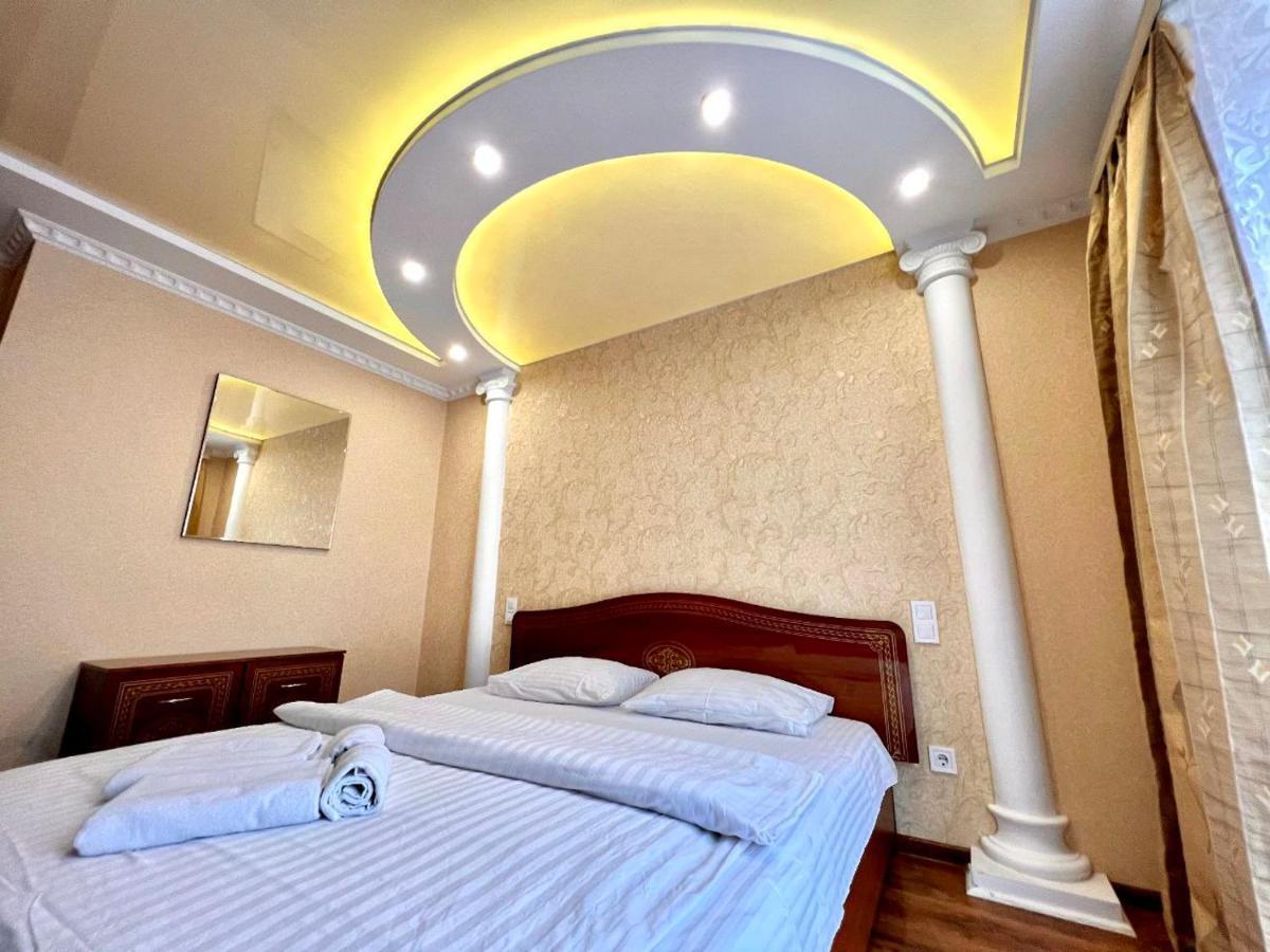 Apartpoltava Двокімнатні Апартаменти, До 6 Спальних Місць, Кутова Ванна, Корпусний Парк, Документи Для Відрядження Exteriér fotografie